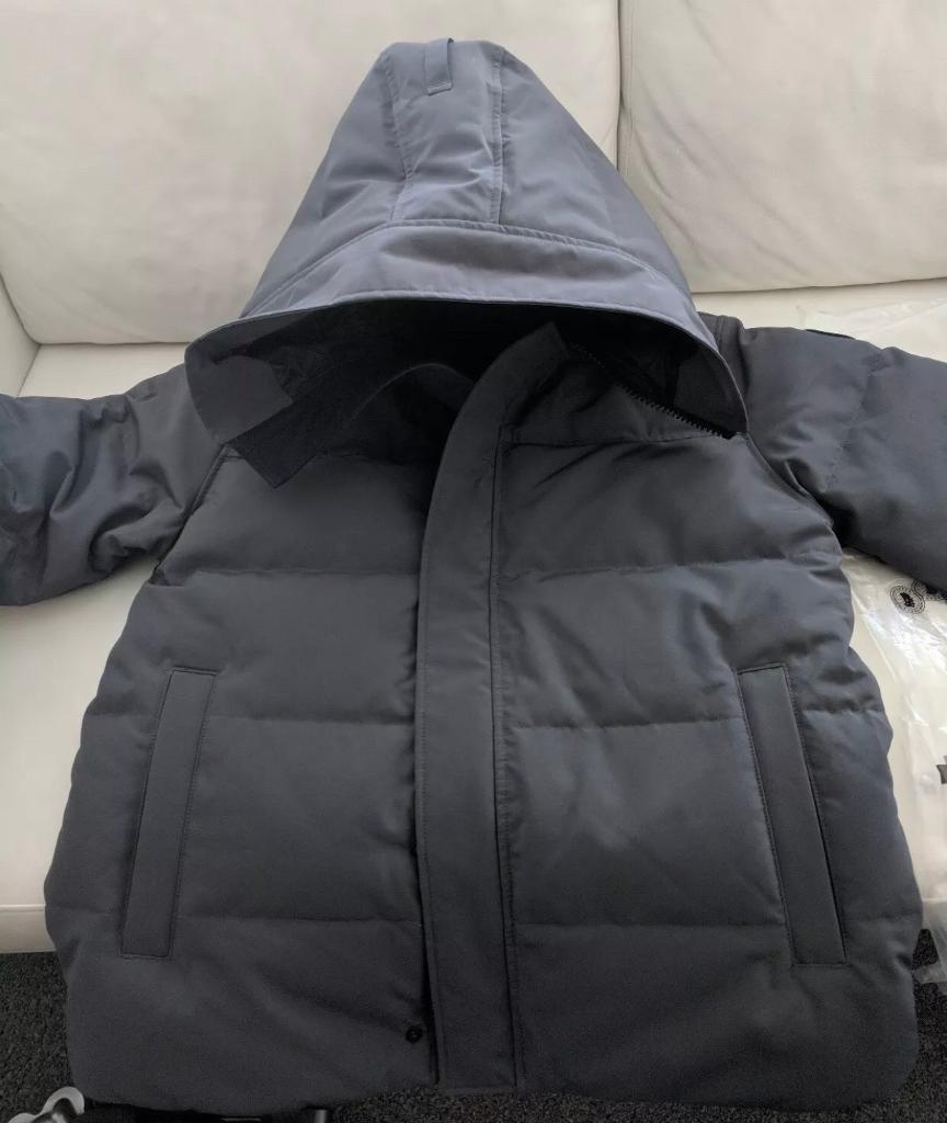 canada goose macmillan parka graphite